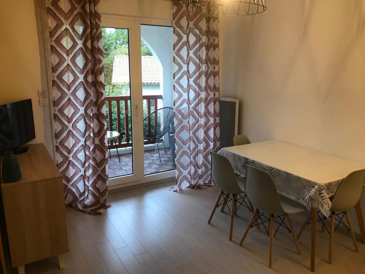 Apartament T1 Bis Mendi Eder Piscine Plage Saint-Jean-de-Luz Zewnętrze zdjęcie